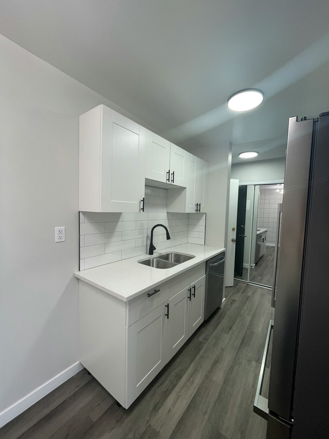 8927 82 Avenue Northwest, Edmonton, AB, T6C 0Z2 - 4
