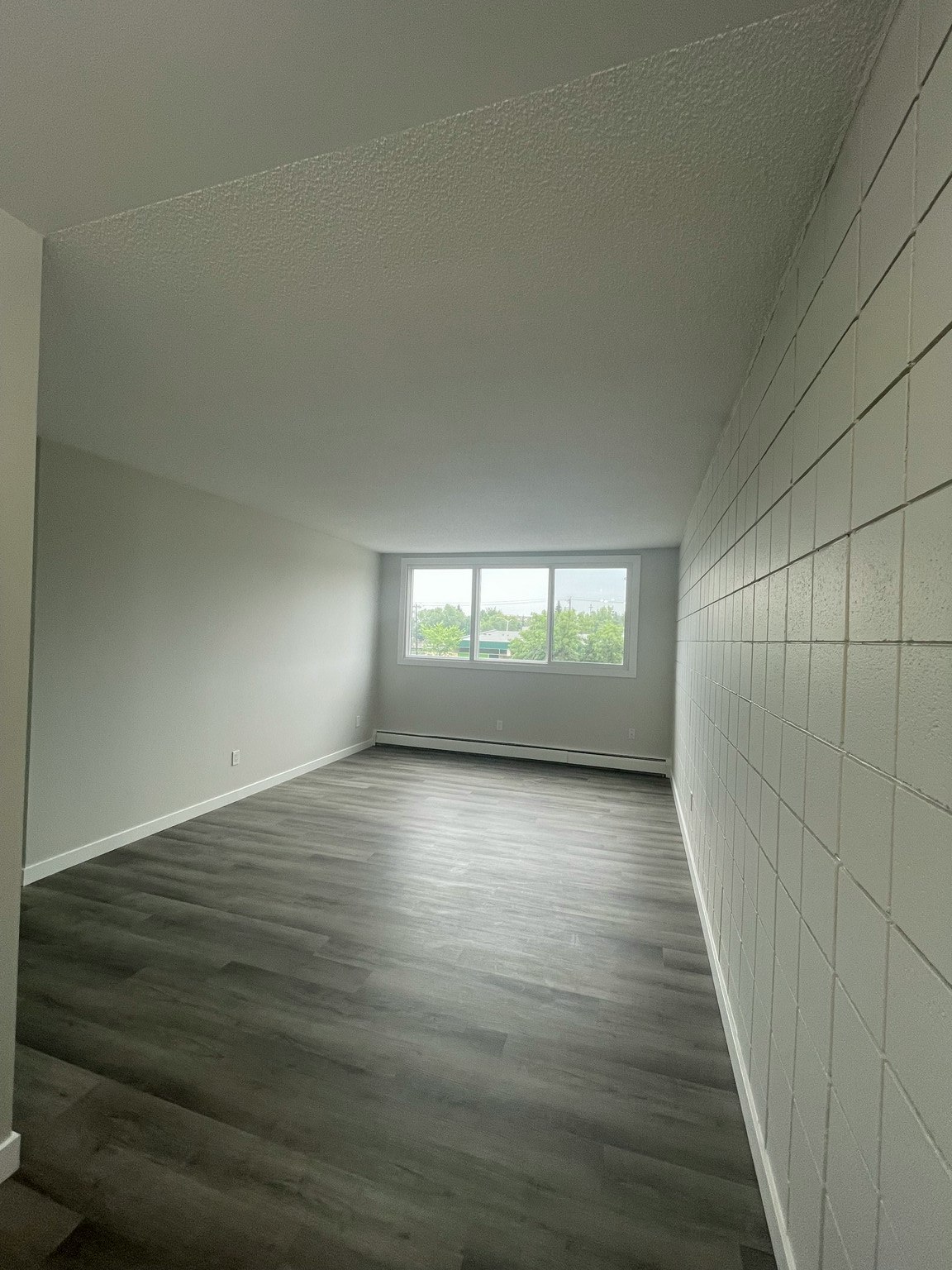 8927 82 Avenue Northwest, Edmonton, AB, T6C 0Z2 - 6
