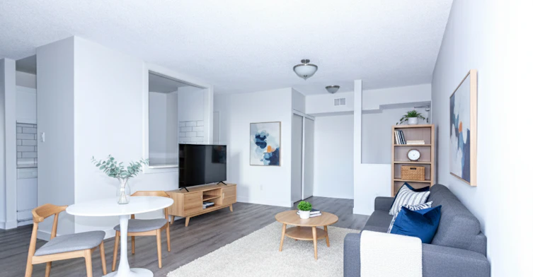 3007 35 Street Northwest, Edmonton, AB, T6L 5J2 - 9