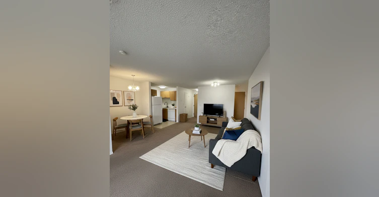 3007 35 Street Northwest, Edmonton, AB, T6L 5J2 - 3