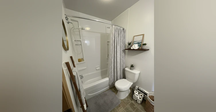 3007 35 Street Northwest, Edmonton, AB, T6L 5J2 - 8