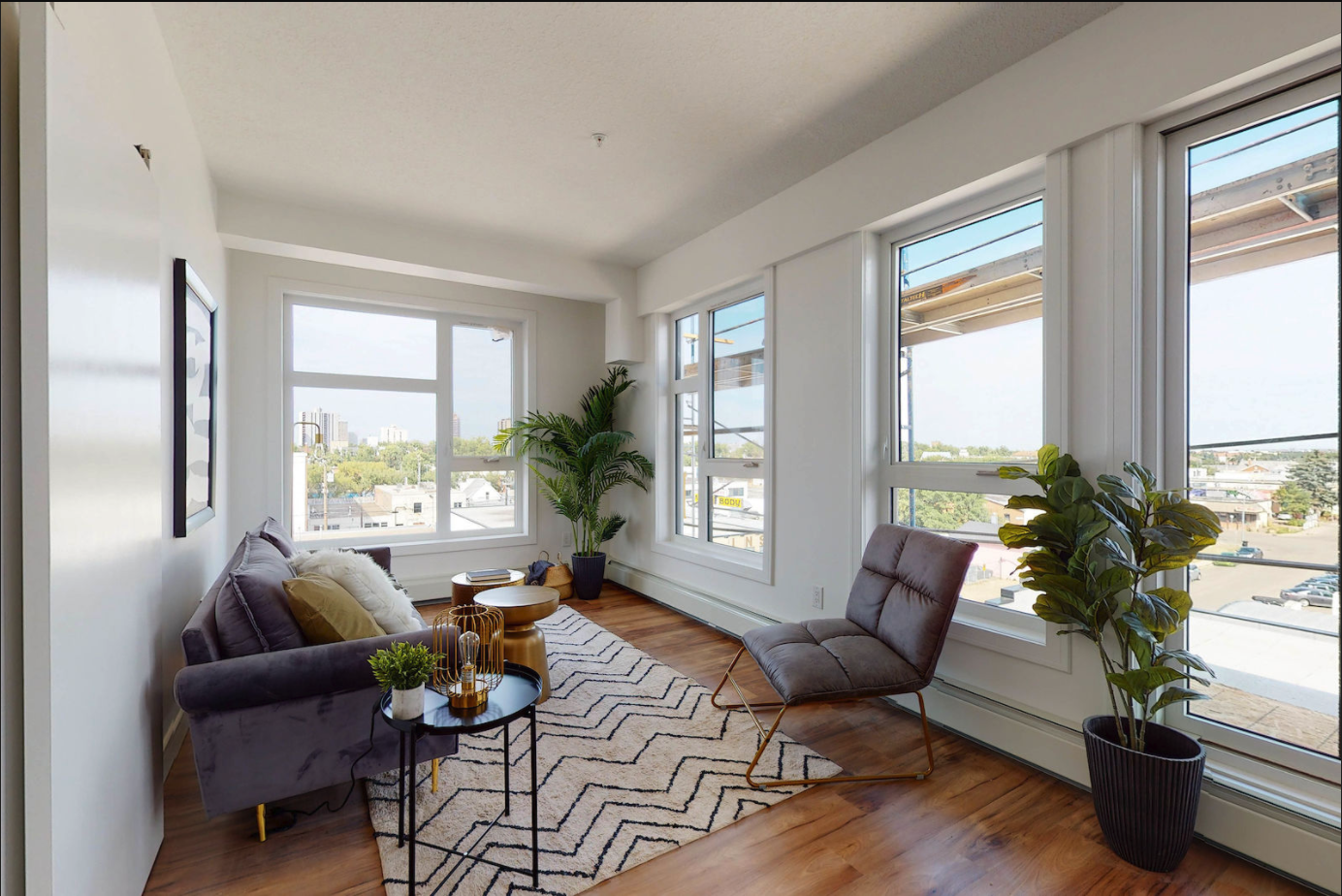 8015 102 Street Northwest, Edmonton, AB, T6E 4A2 - 8
