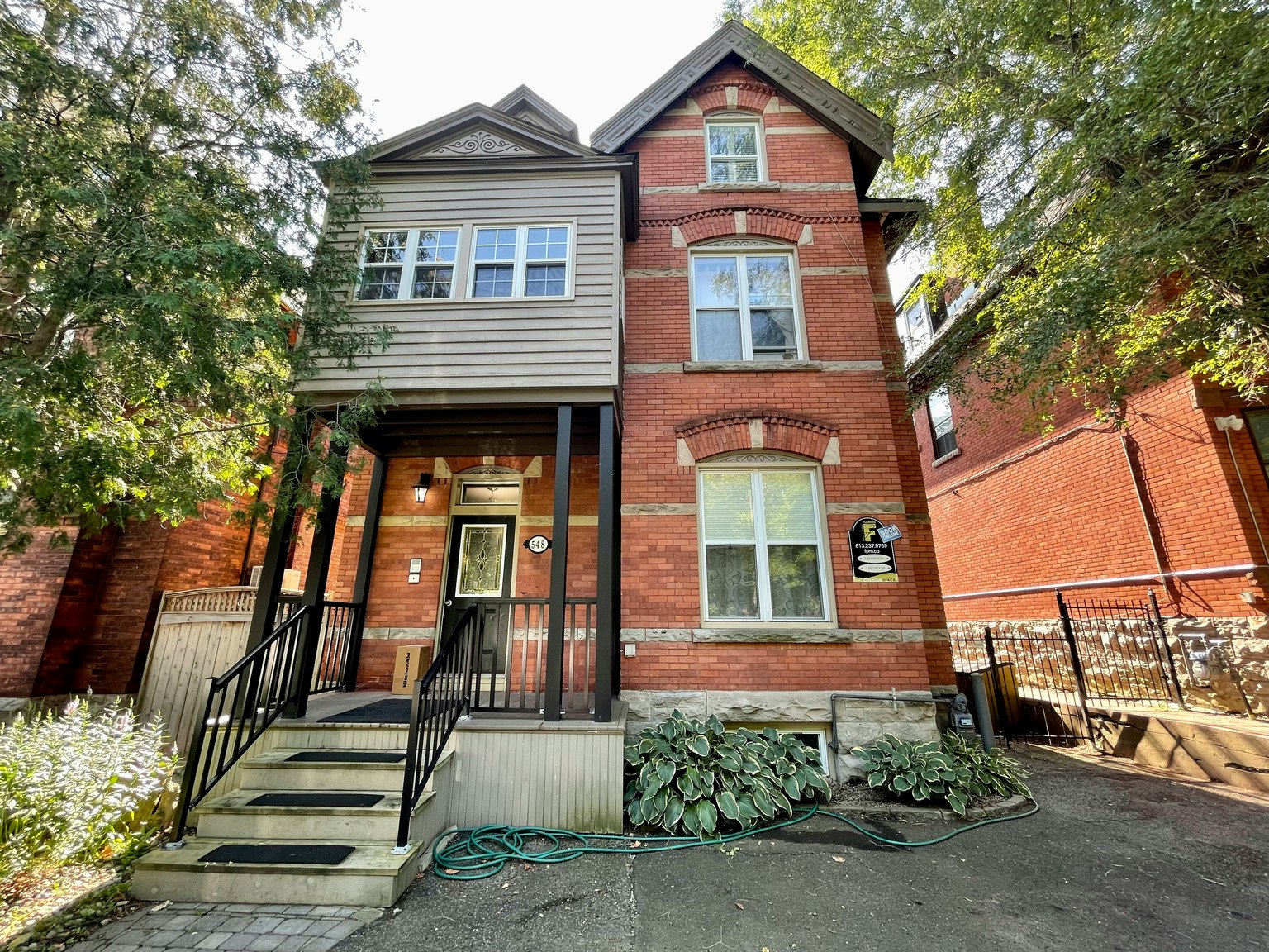 3-548 Maclaren, Ottawa, ON, K1R 5K7
