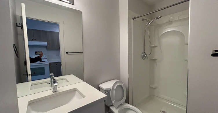 15304 100 Avenue Northwest, Edmonton, AB, T5P 0K6 - 8