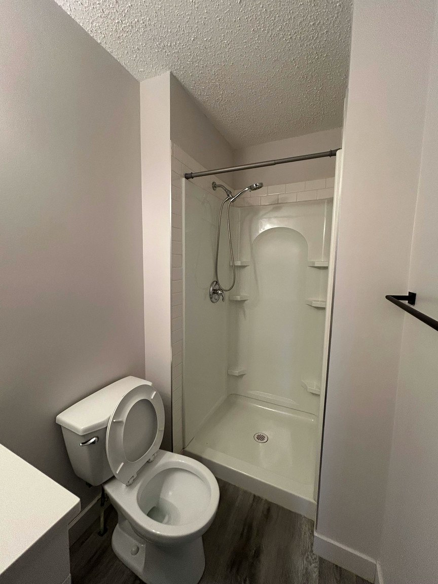 15304 100 Avenue Northwest, Edmonton, AB, T5P 0K6 - 6