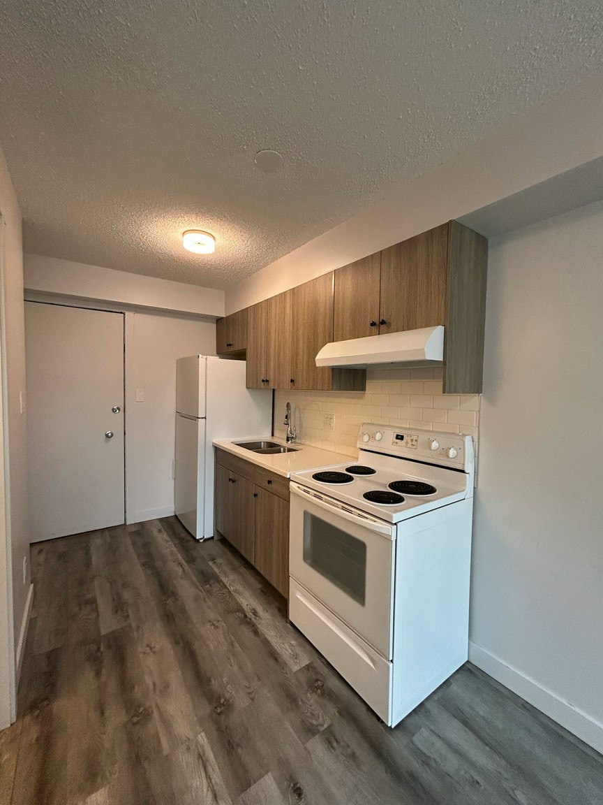 15304 100 Avenue Northwest, Edmonton, AB, T5P 0K6 - 5