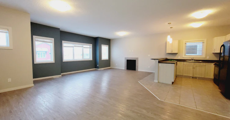 A-3932 Claxton Loop SW, Edmonton, AB, T6W 1Y6 - 3