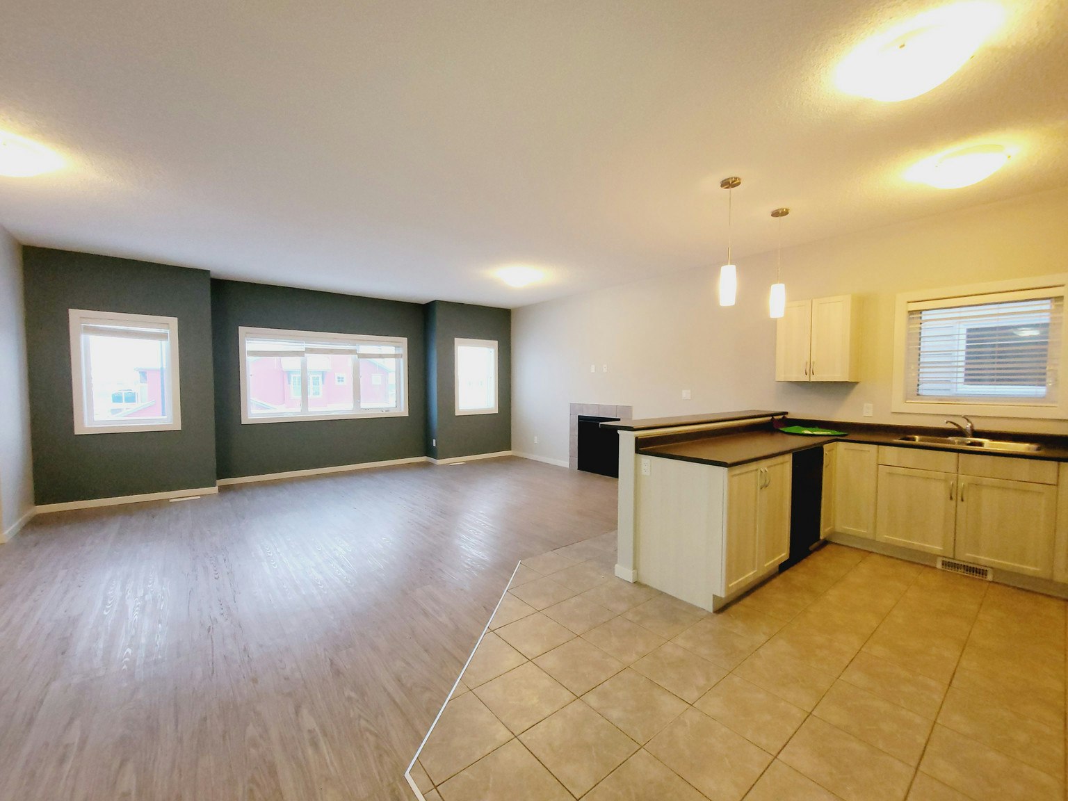 A-3932 Claxton Loop SW, Edmonton, AB, T6W 1Y6 - 2
