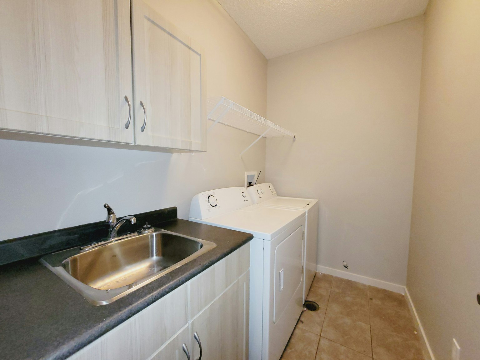 A-3932 Claxton Loop SW, Edmonton, AB, T6W 1Y6 - 14