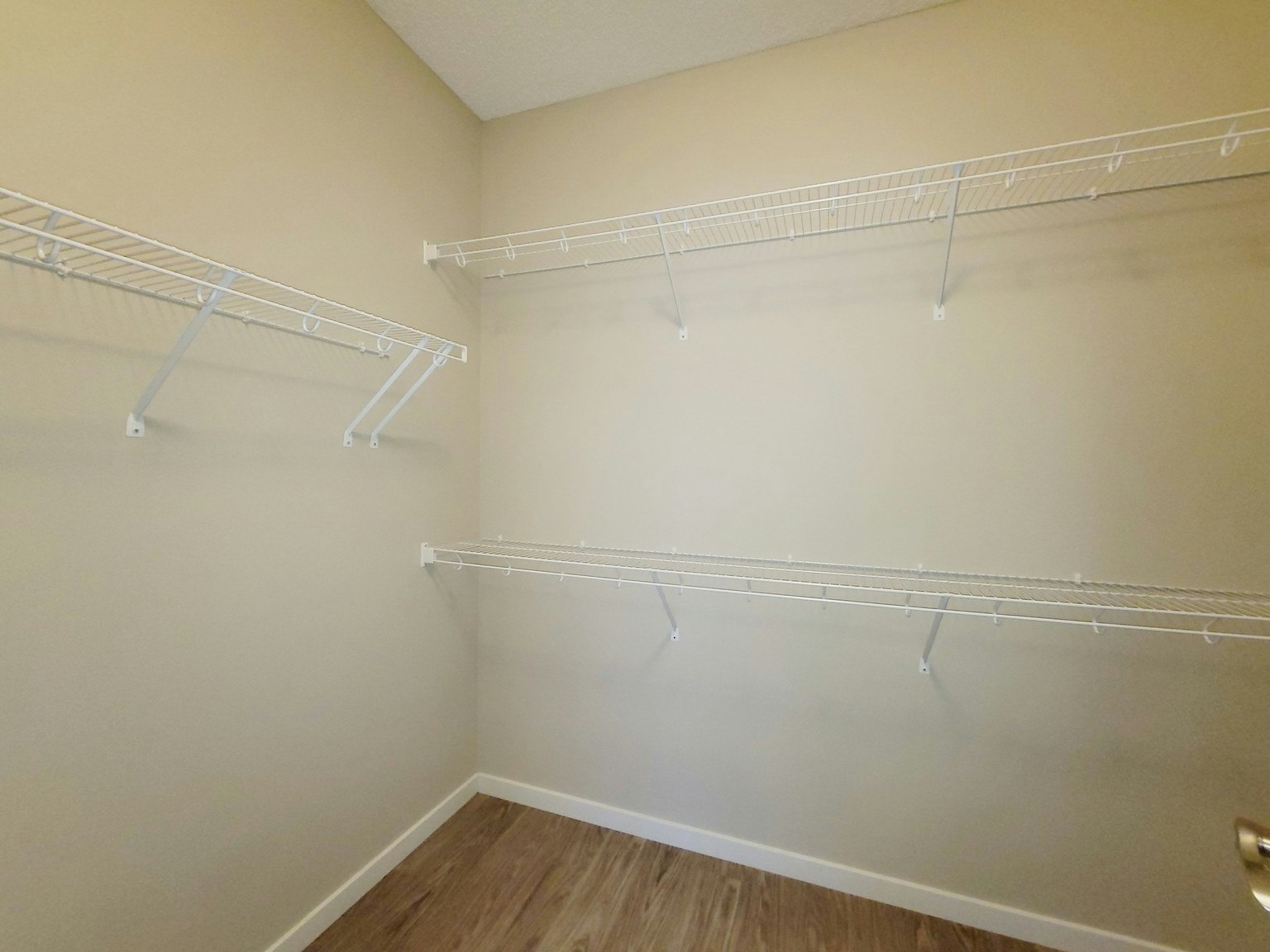 A-3932 Claxton Loop SW, Edmonton, AB, T6W 1Y6 - 10
