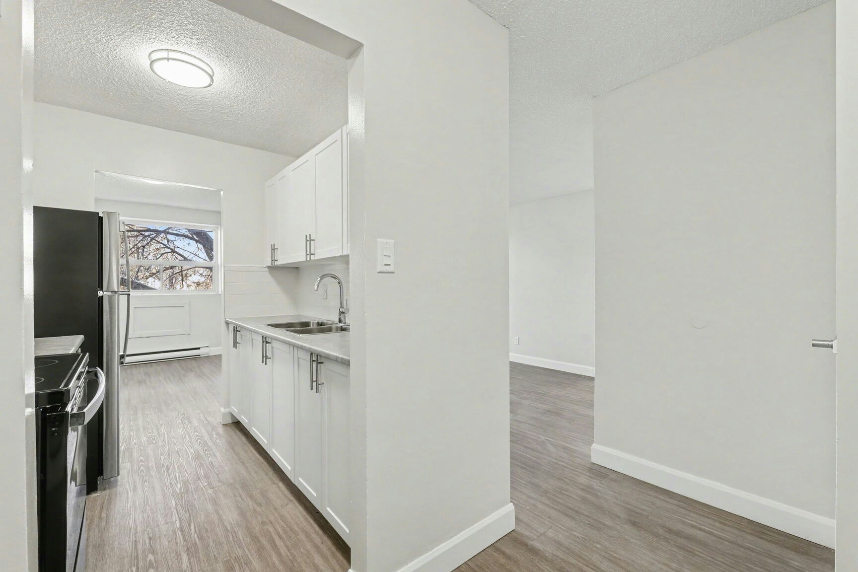 107-125 College Avenue S, Sarnia, ON, N7T 2Z5 - 5