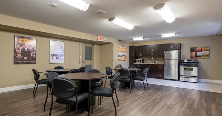849 Devine Street, Sarnia, ON, N7T 1X3 - 22