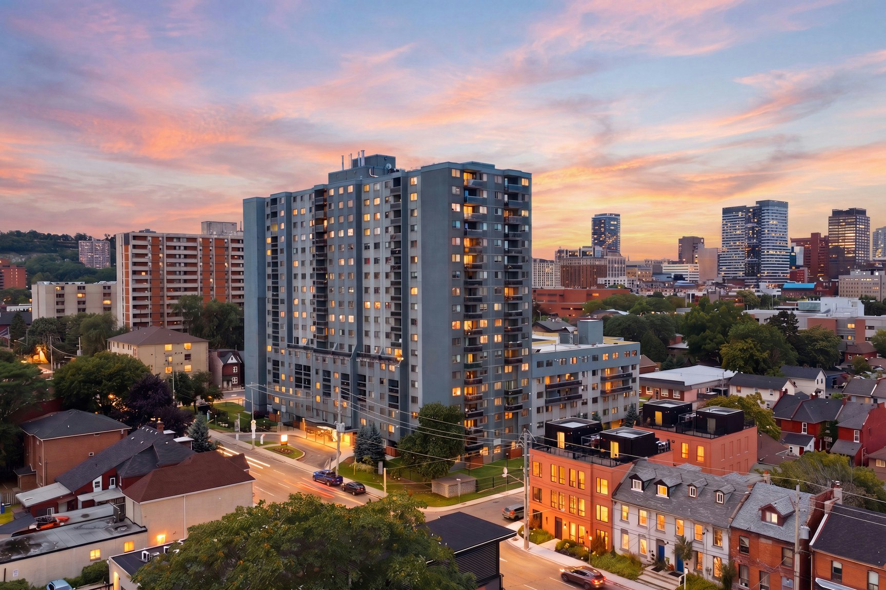 125 Wellington Street North, Hamilton, ON, L8R 3J4 - 2