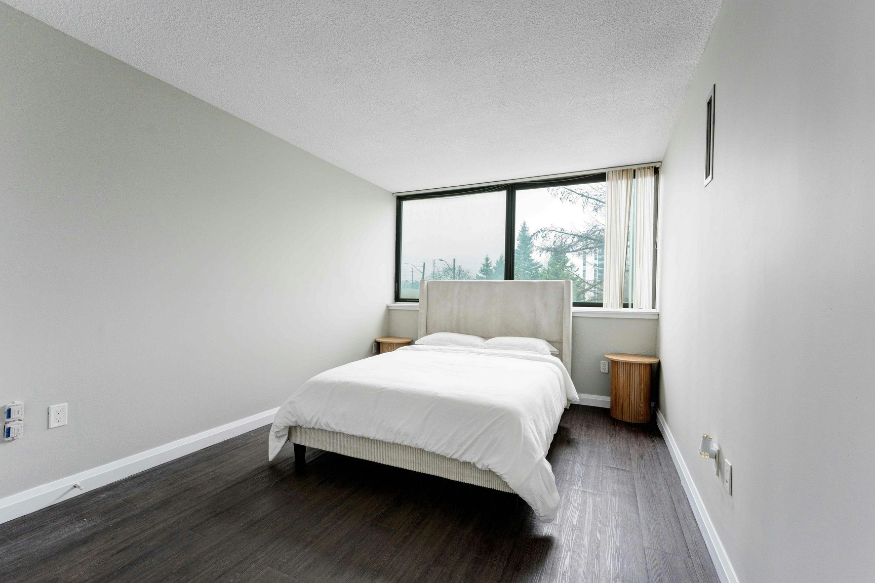 2200 Sherobee Road, Mississauga, ON, L5A 3Y3 - 8