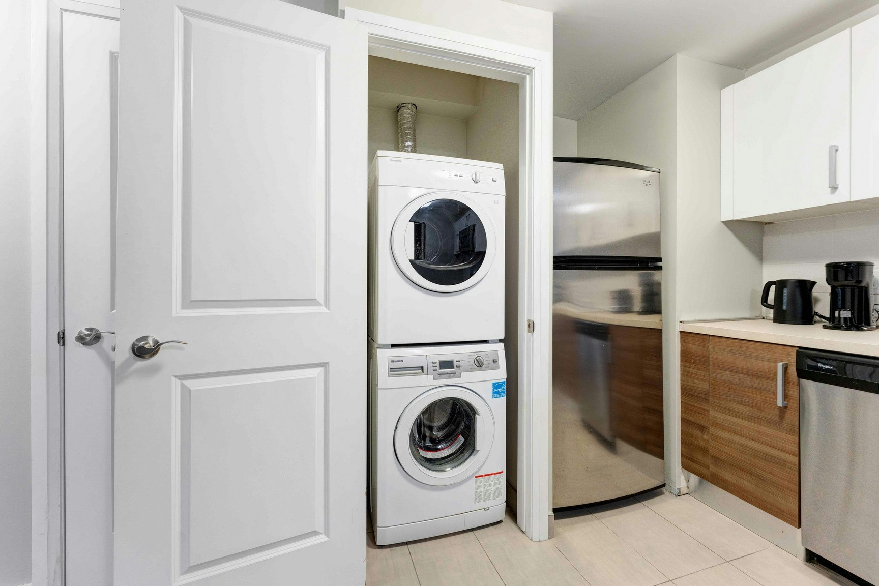 2200 Sherobee Road, Mississauga, ON, L5A 3Y3 - 11