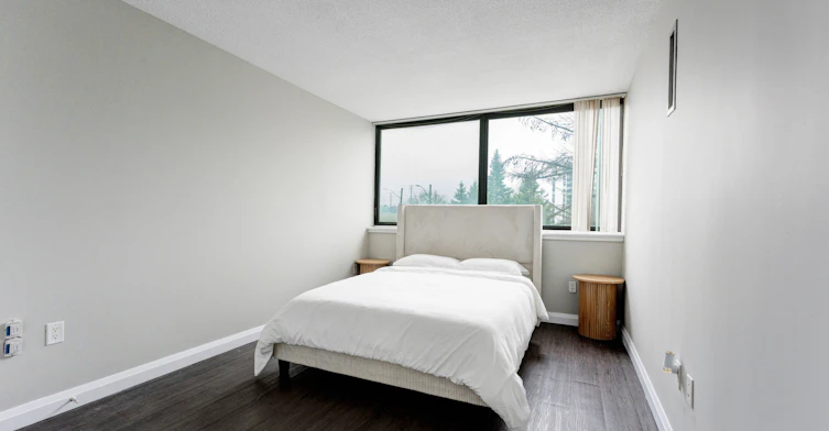 2200 Sherobee Road, Mississauga, ON, L5A 3Y3 - 8
