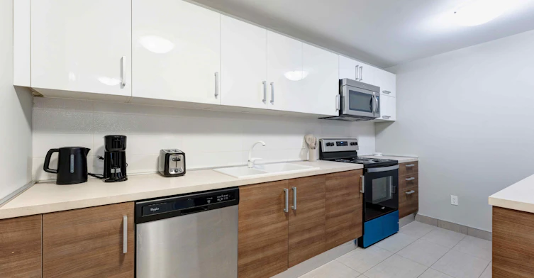 2200 Sherobee Road, Mississauga, ON, L5A 3Y3 - 6