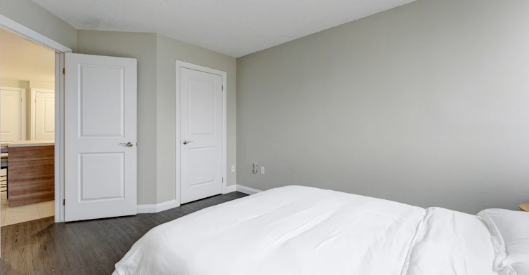2200 Sherobee Road, Mississauga, ON, L5A 3Y3 - 9