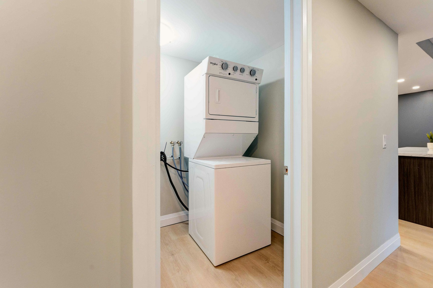 2200 Sherobee Road, Mississauga, ON, L5A 3Y3 - 16
