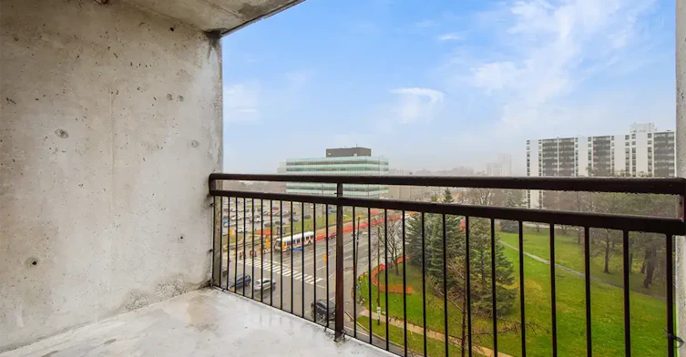 2200 Sherobee Road, Mississauga, ON, L5A 3Y3 - 17