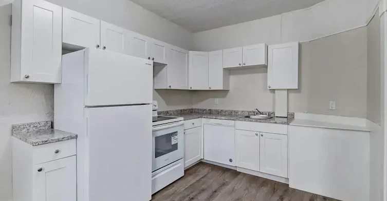 304-427 4th Avenue N, Saskatoon, SK, S7K 2M4 - 4
