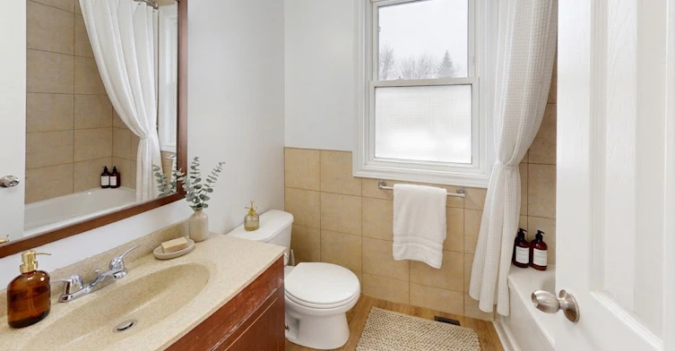 635 Indian Road N, Sarnia, ON, N7T 7P1 - 3
