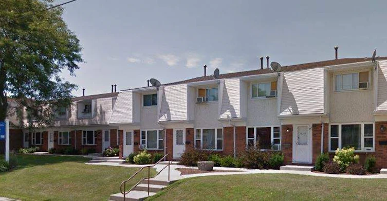 635 Indian Road N, Sarnia, ON, N7T 7P1 - 8