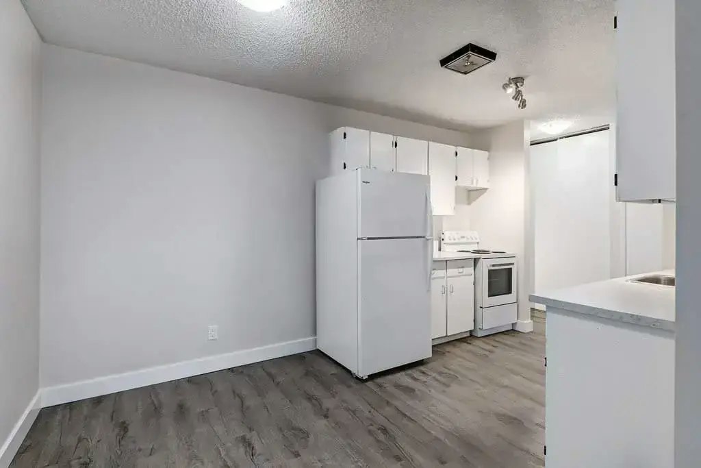 1-74 Dumont Crescent, Saskatoon, SK, S7J 2G9 - 14