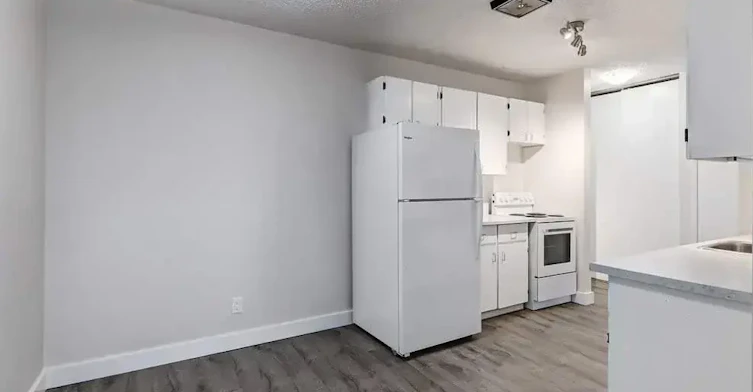 15-74 Dumont Crescent, Saskatoon, SK, S7J 2G9 - 14
