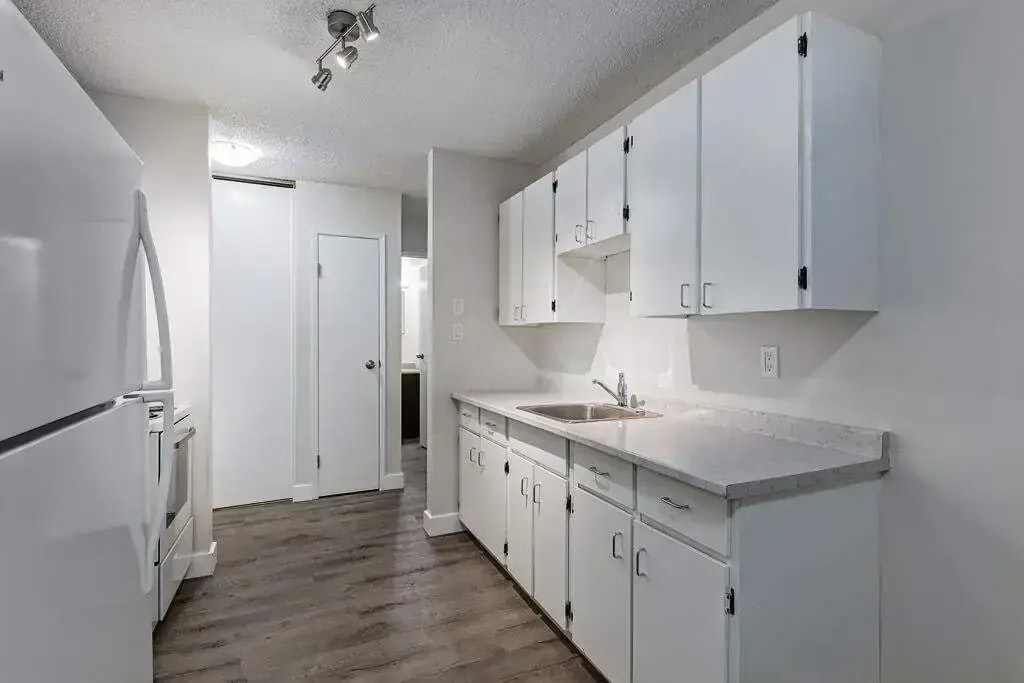 15-74 Dumont Crescent, Saskatoon, SK, S7J 2G9 - 12
