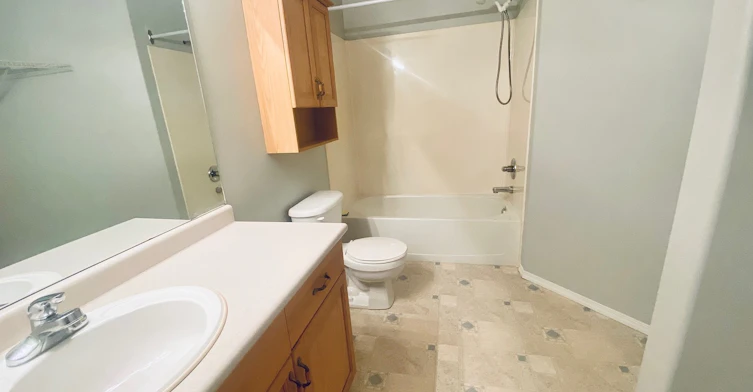 4164 Buckingham Drive, Regina, SK, S4V 3A9 - 4