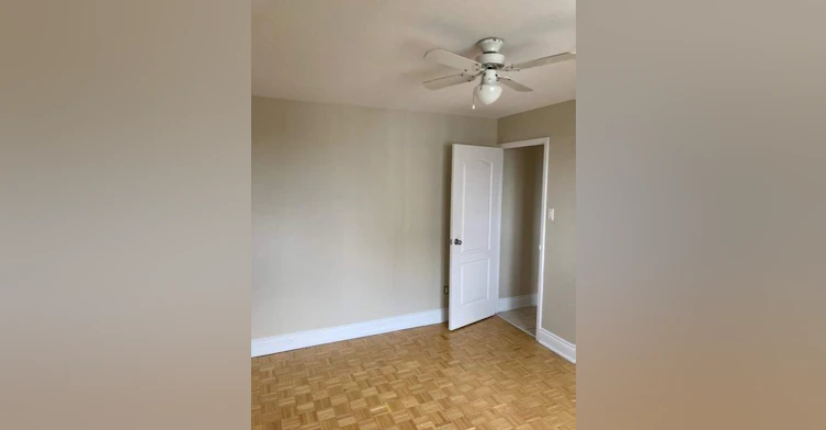 45 Paisley Boulevard W, Mississauga, ON, L5B 1R8 - 7