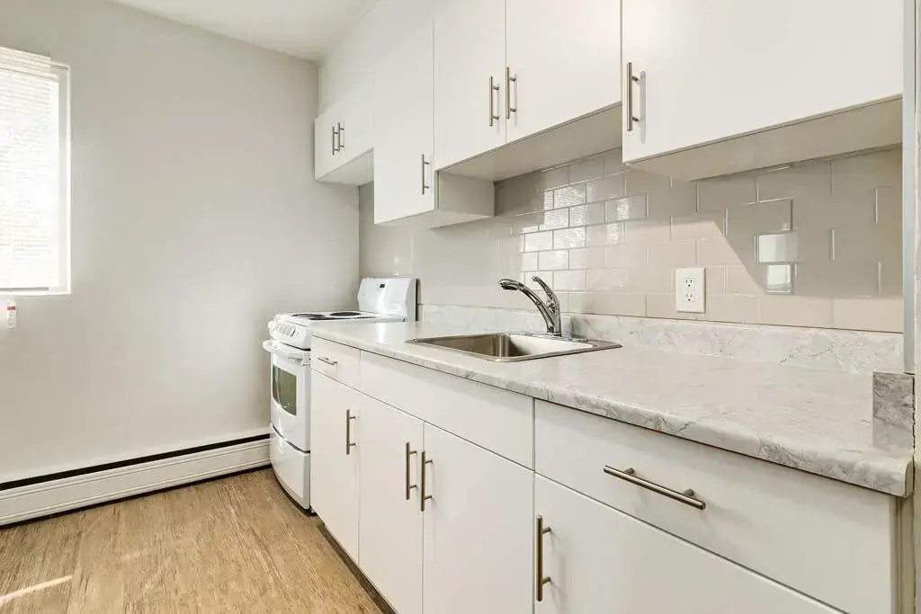 04-11760 129th Street NW, Edmonton, AB, T5M 0Y7 - 5
