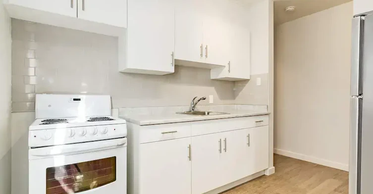 04-11760 129th Street NW, Edmonton, AB, T5M 0Y7 - 4
