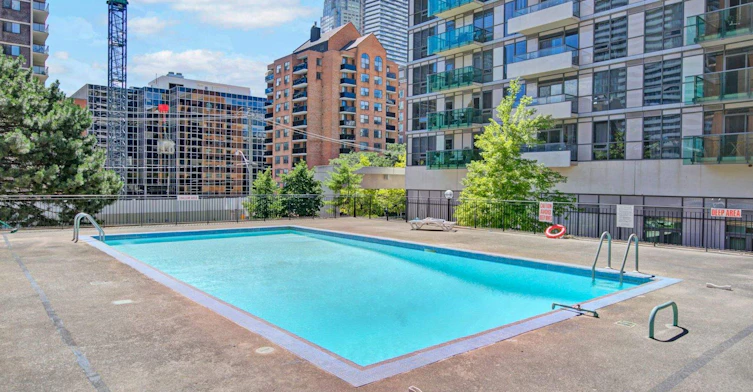 100 Roehampton Avenue, Toronto, ON, M4P 1R3 - 14