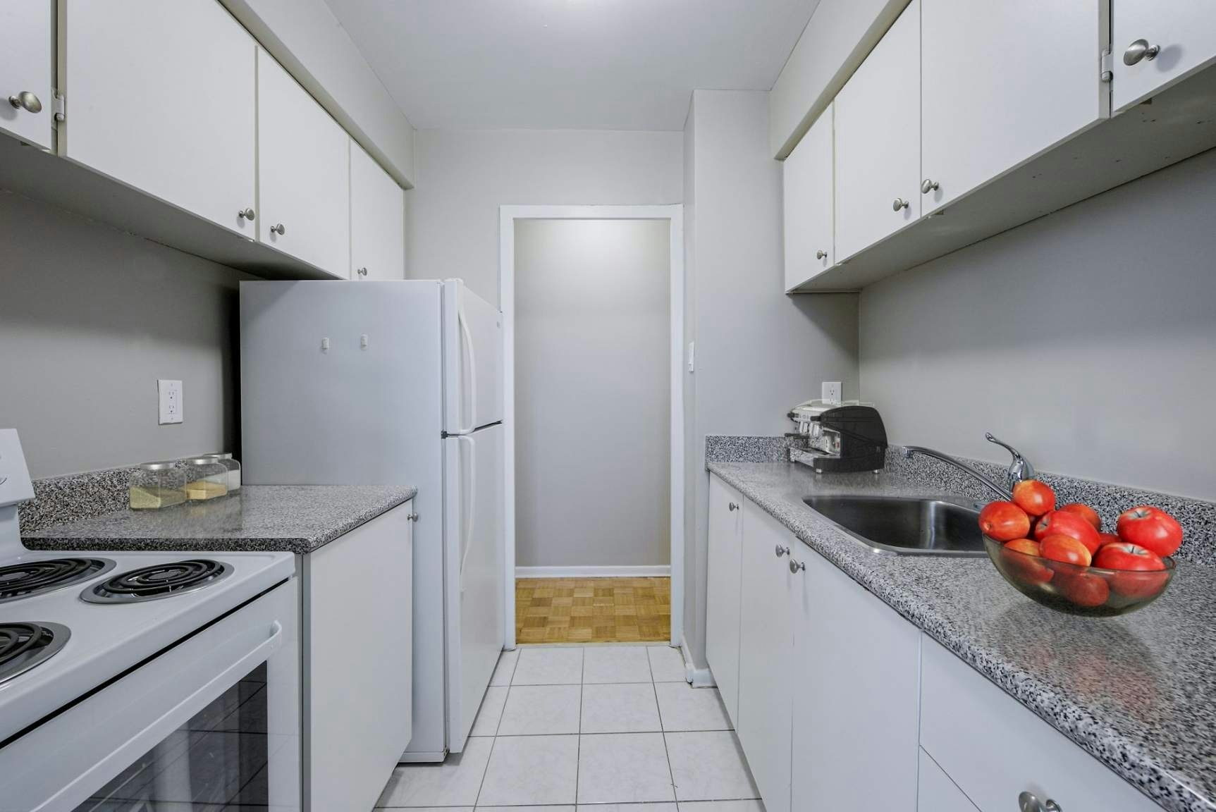 100 Spadina Road, Toronto, ON, M5R 2T7 - 6