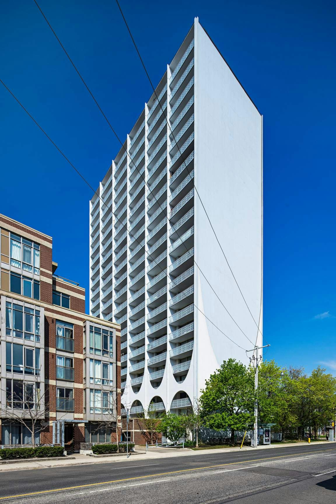 100 Spadina Road, Toronto, ON, M5R 2T7 - 2