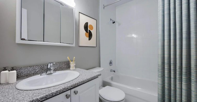 100 Spadina Road, Toronto, ON, M5R 2T7 - 5