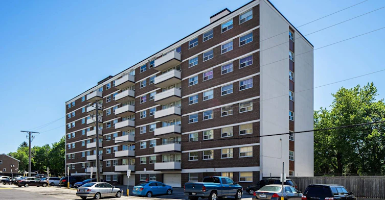 121 Combermere Drive, Toronto, ON, M3A 2W6 - 4