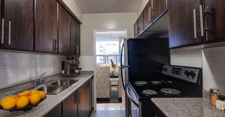 121 Combermere Drive, Toronto, ON, M3A 2W6 - 6