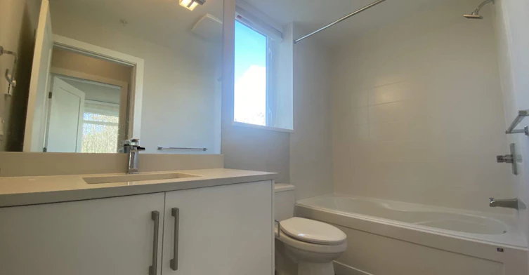 206-15436 31 Avenue, Surrey, BC, V3Z 1H3 - 15