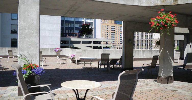 20 Carlton And, Toronto, ON, M4Y 2P9 - 32