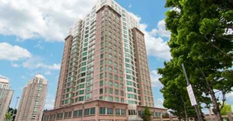 1216-8 Lee Centre Drive, Toronto, ON, M1H 3H8