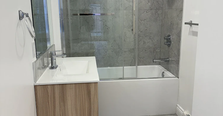 202-3676 Saint Denis Rue, Montréal, QC, H2X 3L7 - 15