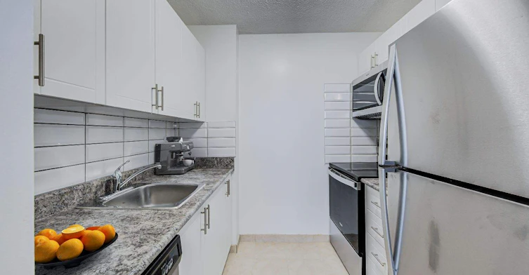 2797 Battleford Road, Mississauga, ON, L5N 2W2 - 4