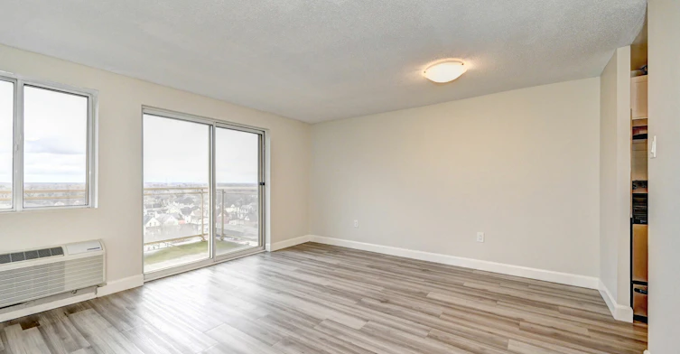 330-1107-330 Talbot Street, St. Thomas, ON, N5P 4E1 - 5