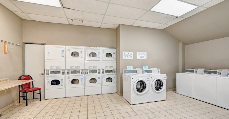 330-1107-330 Talbot Street, St. Thomas, ON, N5P 4E1 - 23