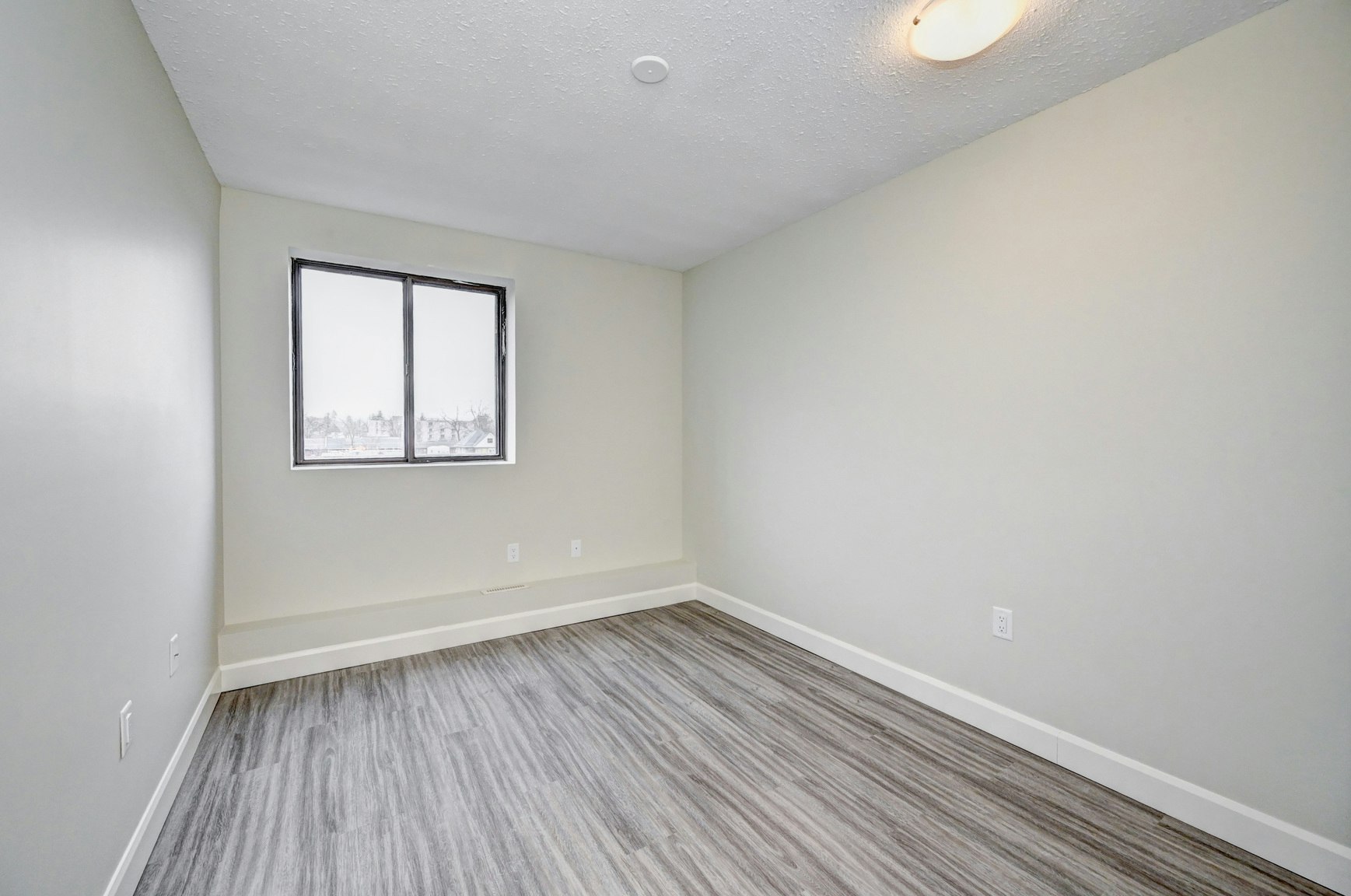 294-905-330 Talbot Street, St. Thomas, ON, N5P 4E1 - 17