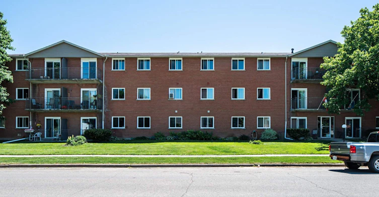295 Willow Street, Stratford, ON, N5A 3B8 - 3