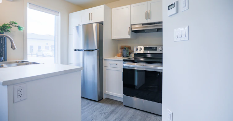 115-475-585 Ballantrae Drive, Winnipeg, MB, R3T 6J2